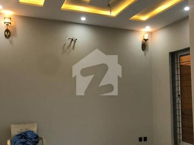 5 marla house for sale in neshman iqbal phase 2