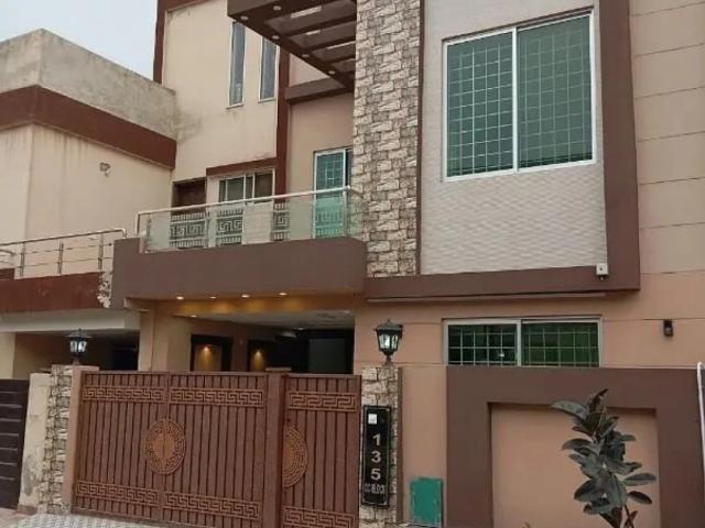 5 marla house for sale in cc block nearest mc, dhonald bahria town lahore bahria town id 96699