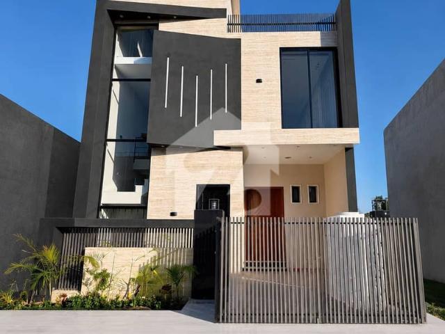 5 Marla House For sale In D 12