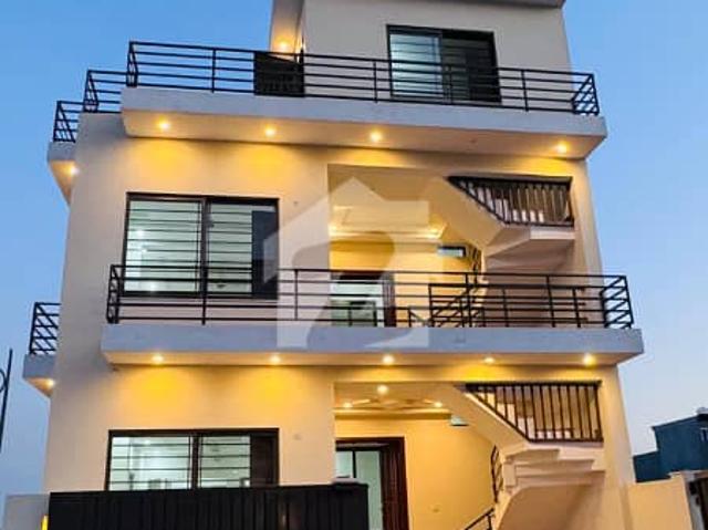 5 Marla House for Sale in FMC Prime Location