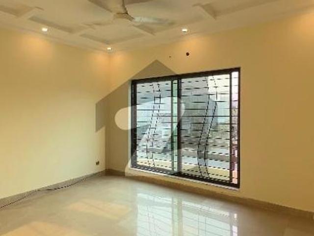 5 Marla House 3 Bed With Bath TVL Kitchen Car Parking DHA Phase 5 Block D