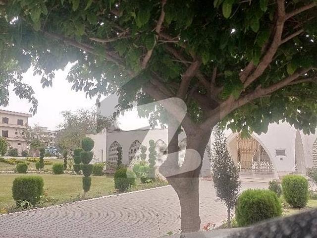 5 Marla Investor Rate Plots For Sale In D 17 Islamabad