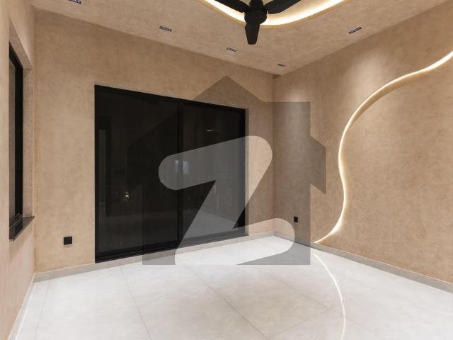 5 Marla Luxurious Home On 50 Feet Road DHA 9 Town Block A