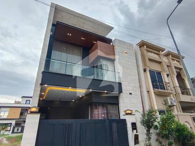 5 Marla Luxury Furnished House For Sale In Park View City, Lahore