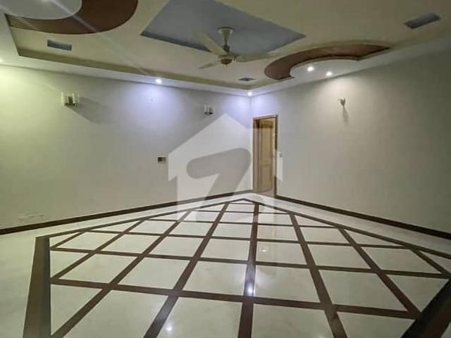 5 Marla Luxury House Available For Rent Prime Location In Al Kabir Town