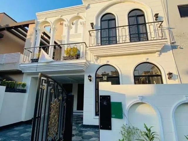 5 Marla Luxury House For Sale In Bahria Town Lahore Bahria Town ID 96126
