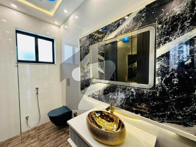 5 Marla Luxury House For Sale In Park View City, Lahore. * Park View City