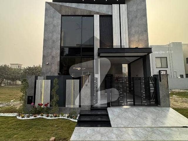 5 Marla Luxury House For Sale in Sector D Bahria Town Lahore