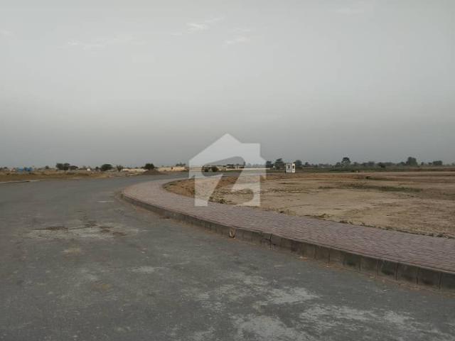 5 marla lda approved plot for sale on 3 year easy installment plan in etihad town phase 4 pine avenue road lahore