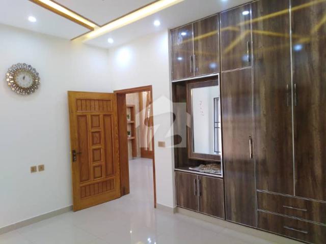 5 Marla Like New Out Class House For Rent In AA Block Sector D Bahria Town