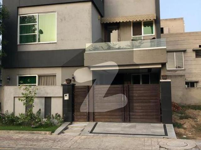 5 Marla Like New OutClass House For Rent In AA Block Sector D Bahria Town Block AA