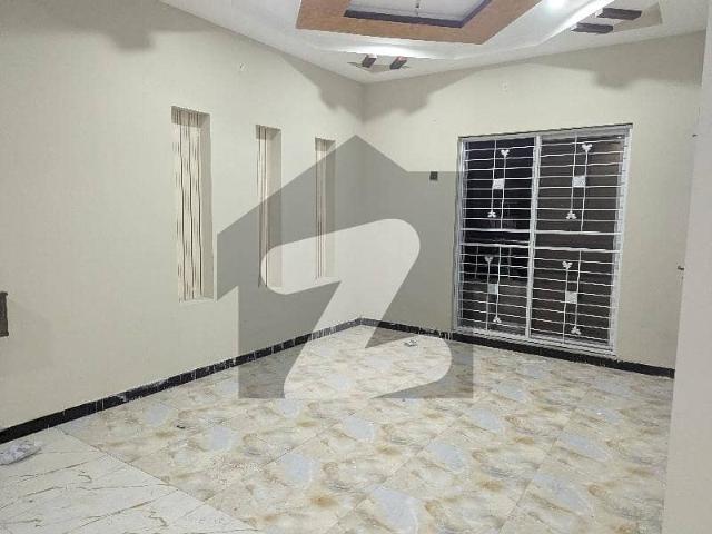 5 Marla Like New House Available For Rent