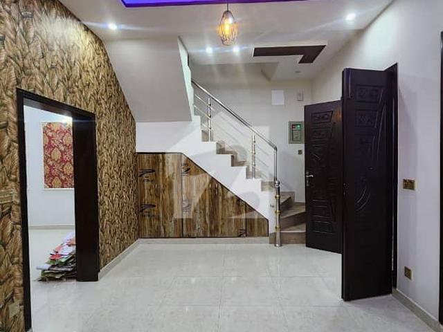 5 marla lower portion available for rent in eden boulevard housing society college road lahore