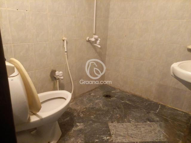 5 Marla Lower portion for Rent