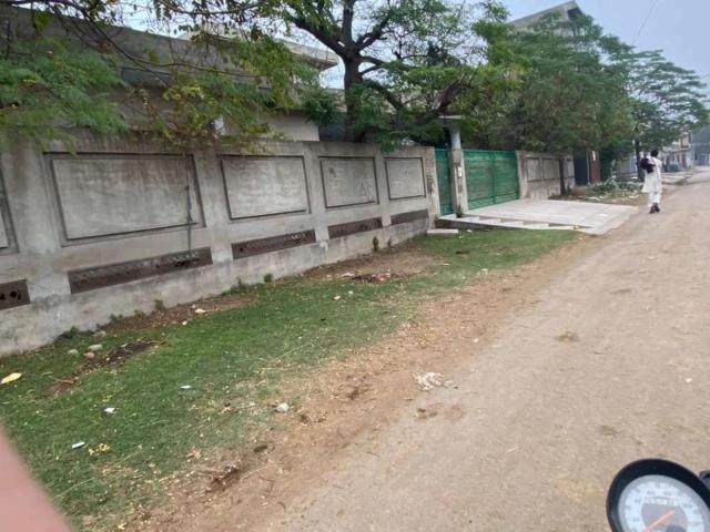 5 marla plot all documents clear naqsha pass e block johar town Lahore Johar Town ID 56791