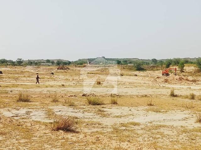 5 Marla Plot Available For Sale In A Executive 2 Gulberg Residencia