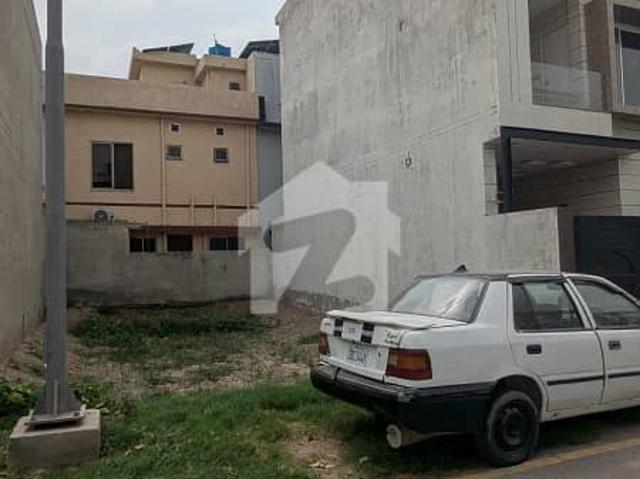 5 Marla Plot Available for Sale in Tulip Block Park View City Lahore
