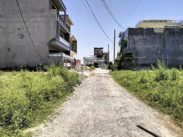 5 Marla Plot For Sale