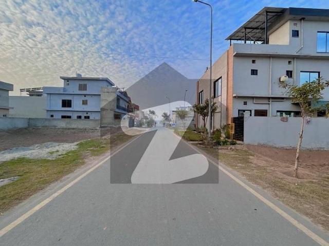 5 marla plot for sale in diamond block park view city lahore