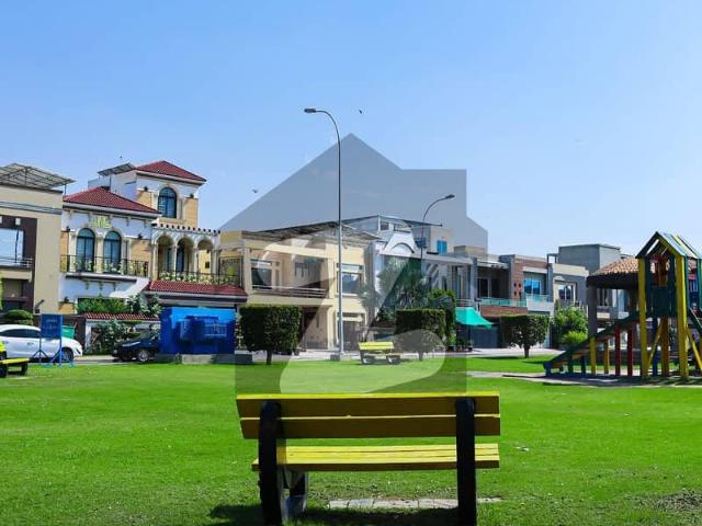 5 marla plot for sale in g5 block with possession utility paid