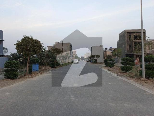 5 marla plot for sale in jubilee town lahore