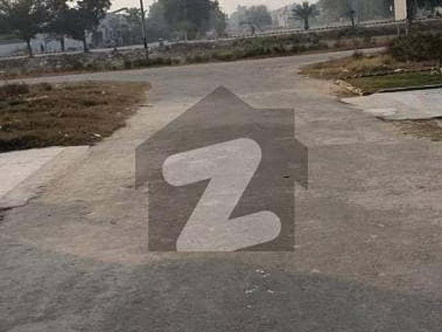 5 marla plot for sale in N Ext. Very hot location in khayaban e amin defense road Lahore