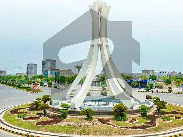 5 marla plot on ideal location ready for construction and walking distance from bahria town available for sale in nlc
