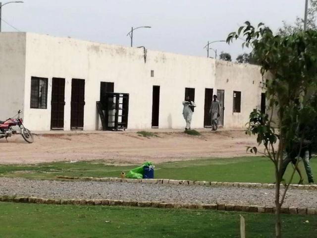 5 Marla Plot Ready To Build Good Location Lahore Roshan Saremco ID 42813