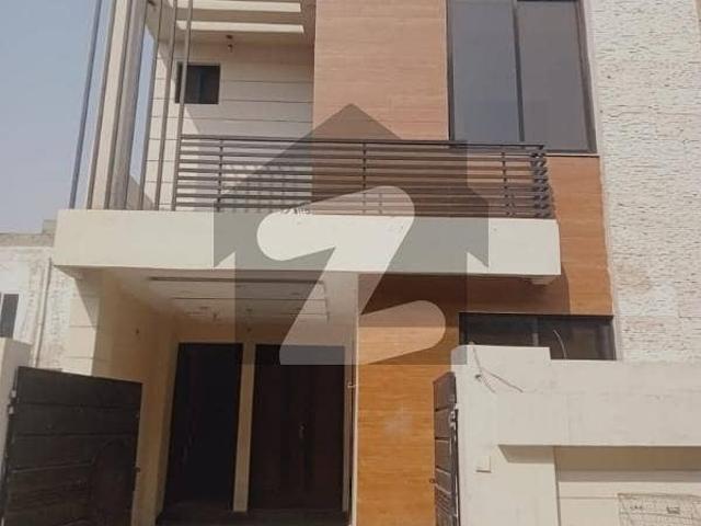 5 Marla Portion For Rent Neat Clean House