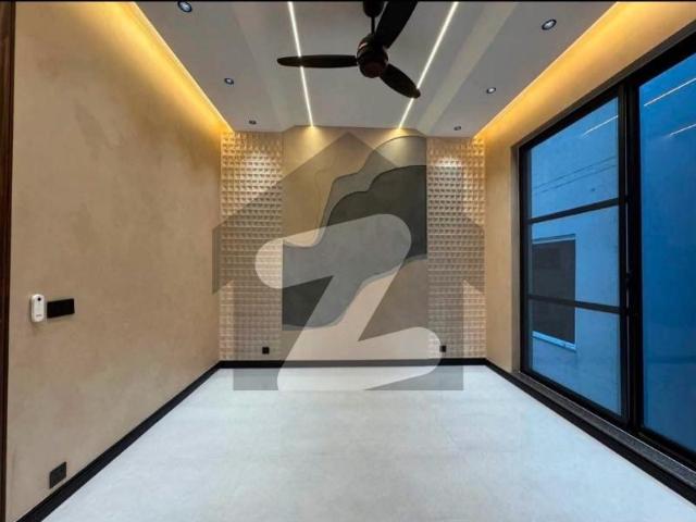 5 Marla Prime Located Modern House For Rent DHA 9 Town