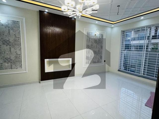 5 Marla Quality Construction Designer House Available For Sale! A Block Prime Location Citi Housing Society Block A