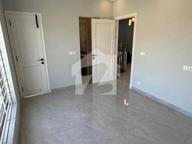 5 Marla Ready British Design House Up For Sale In Islamabad