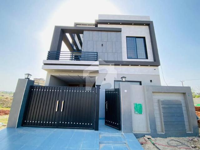 5 Marla Residential House For Sale In Jinnah Block, Nearby Commercial Market, School, Mosuqe and Health Care Canter