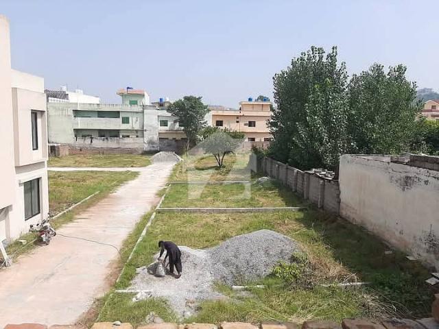 5 Marla Residential Plot Available For Sale