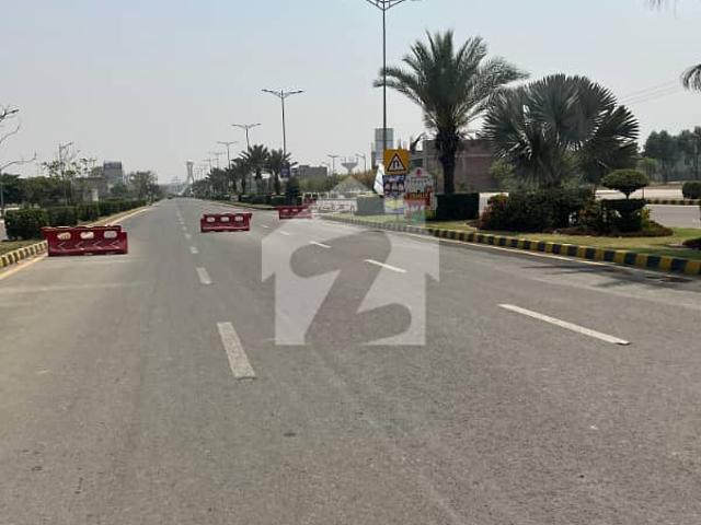 5 Marla Residential plot for Sale In New Lahore city ph2