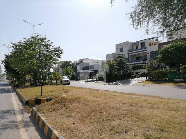 5 Marla Residential Plot Up For Sale In G 15/3