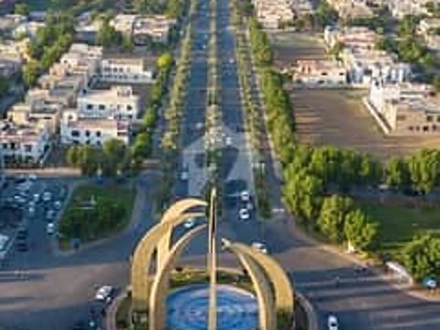 5 marla super excellent location plot for sale in ghaznavi block