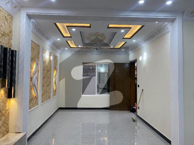 5 Marla Single Storey Luxury House available for Sale Snober City