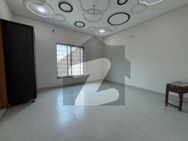 5 marla slightly used house available for sale in buch villas multan Buch Executive Villas
