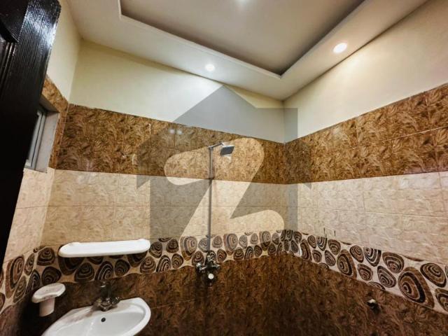 5 Marla Slightly Used House for Sale | Well Maintained Paragon City