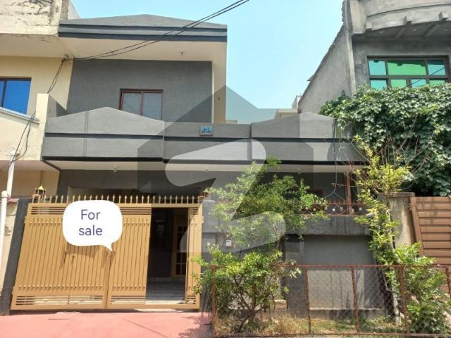 5 Marla Slightly Used Single Storey House For Sale with Sui gas Airport Housing Society Sector 4