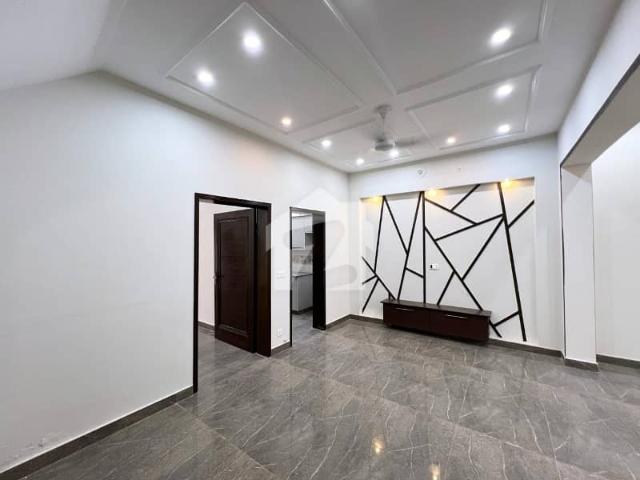 5 Marla Slightly Used Renovated House For Sale in Lake City Sector M 7B