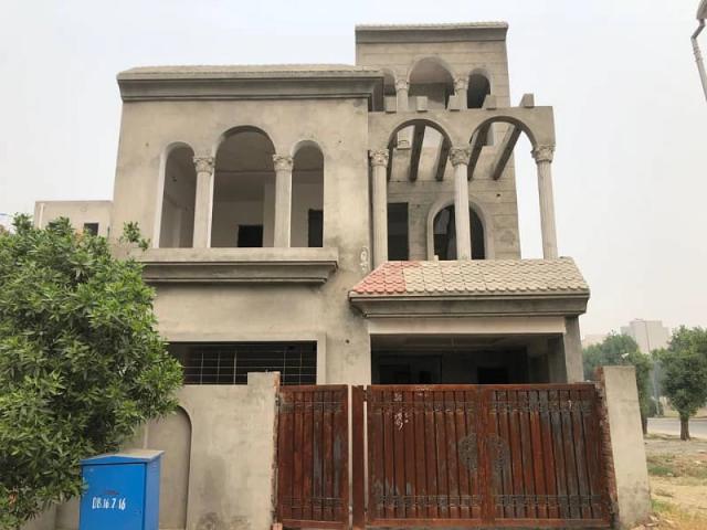 5 Marla Solid Spanish Grey Structure in C Block 75 Percent Complete Lahore BAHRIA ORCHARD ID 84651