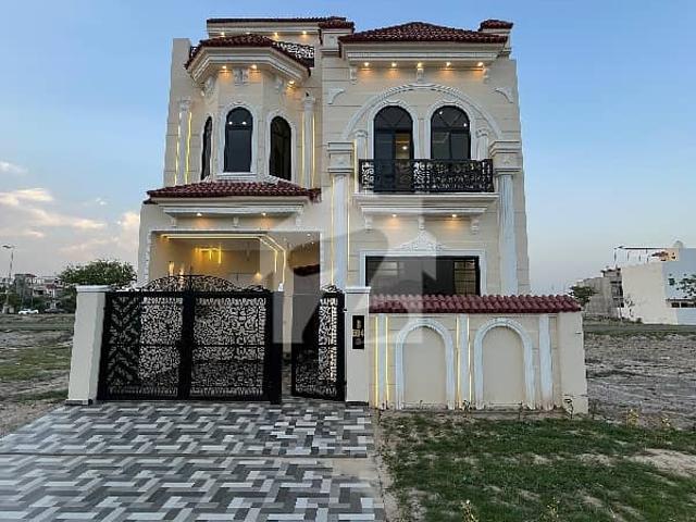 5 Marla Spanish Design House Near Theme Park
