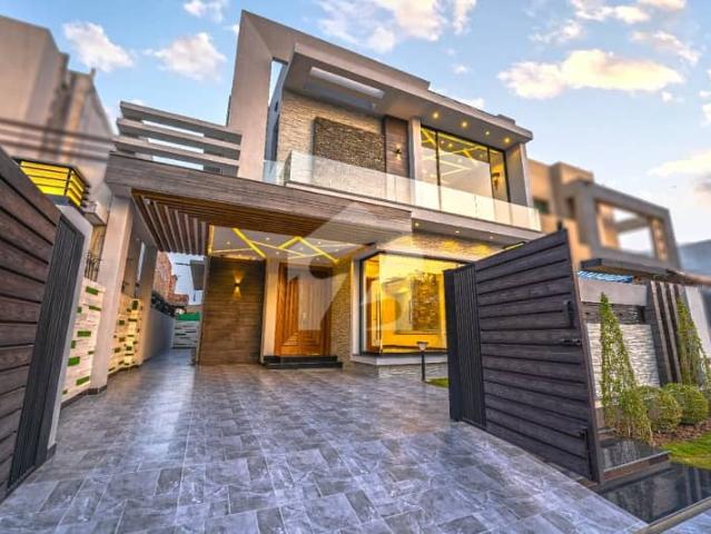 5 marla top class modern house for sale