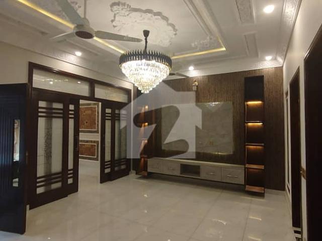 5 Marla TRIPLE FLOOR Solid Luxury House For Sale In Pak Arab