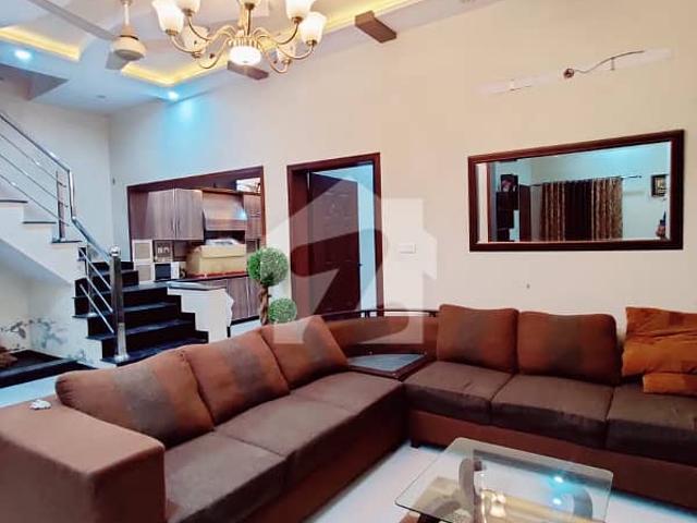 5 marla triple storey house foe sale in eden boulevard college road