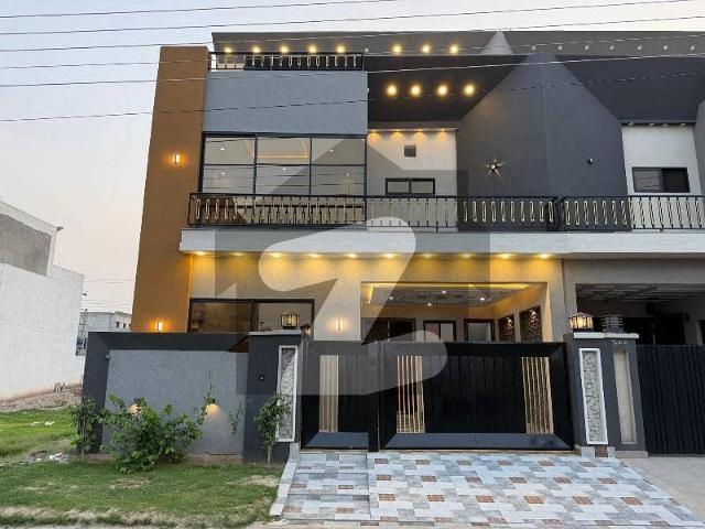 5 Marla Triple Storey Ultra Luxurious Designer House For Sale In Buch Executive Villas Multan