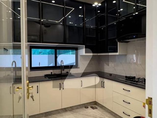 5 Marla Ultra Moder House For Rent DHA 9 Town