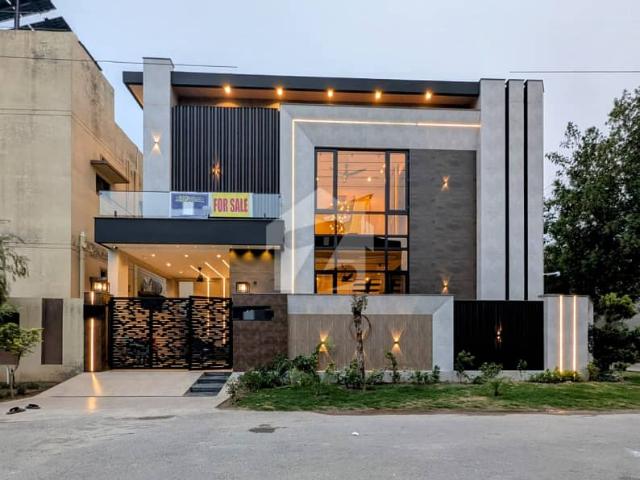 5 Marla Ultra Modern Corner House For Sale in DHA Rahbar 3 Beds Top of the Line